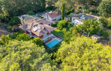 Marmaris Hisarönü’nde Satılık Müstakil Lüks Villa – Doğayla İç İçe, Huzurlu Yaşam!