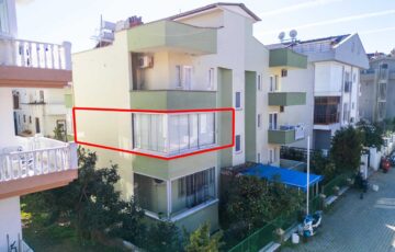 Marmaris Merkezde Denize 500 m. Full Eşyalı 2+1 Satılık Daire